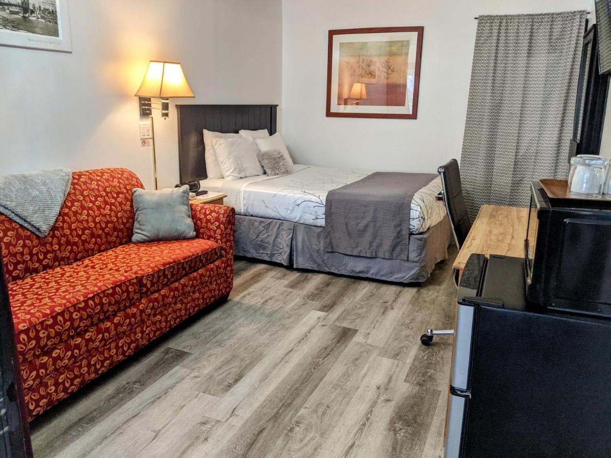 Skyview Motel - Prairie Du Sac ภายนอก รูปภาพ
