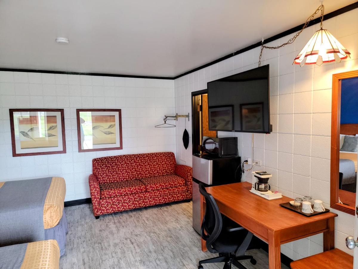 Skyview Motel - Prairie Du Sac ภายนอก รูปภาพ
