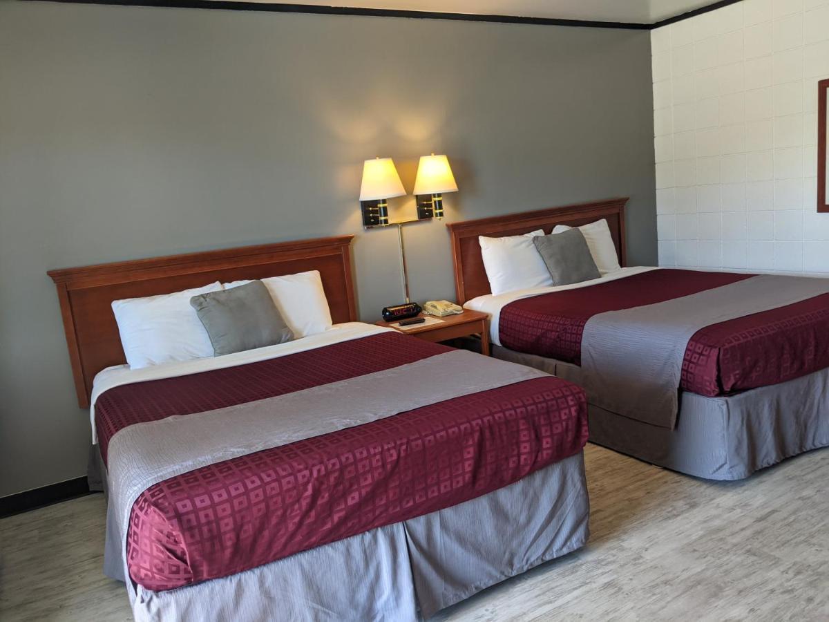 Skyview Motel - Prairie Du Sac ภายนอก รูปภาพ